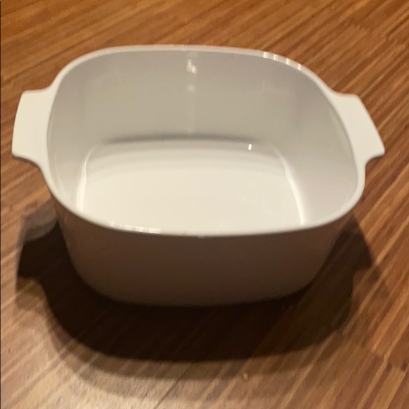 Vintage Corning just white 5L casserole with Pyrex lid - Picture 5 of 16